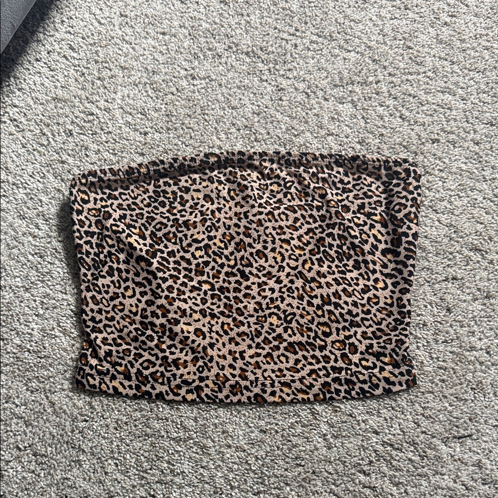 SHEIN Leopard Print Crop Top